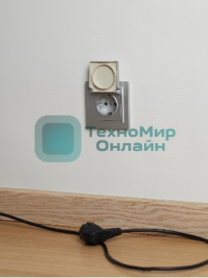 Розетка 1-местная IEK BRITE РСбш10-3-44-БрА с заземлением, с защитными шторками и крышкой, 16А, IP44, алюминий