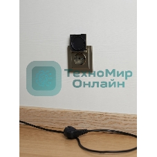 Розетка 1-местная BRITE IEK РСбш10-3-БрШ (BR-R16-16-K37) с заземлением, с защитными шторками и крышкой, 16А, IP20, шампань