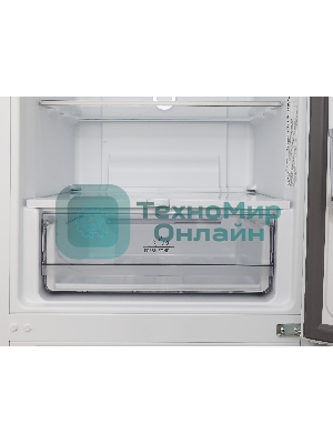 Холодильник Hotpoint HT 5200 C W белый двухкамерный 240/83л морозилка снизу, No Frost