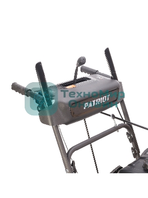 Снегоуборщик PATRIOT PRO 11 KX (коммунально-хозяйственный); 11 л.с., усиленный редуктор, безвоздушные колеса WE3, антиадгезионное покрытие ковша и желоба.