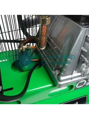 Компрессор ременной КАЛИБР КМ-2100/50РУ поршневой масляный, 2100 Вт, 275л/мин, 10 бар