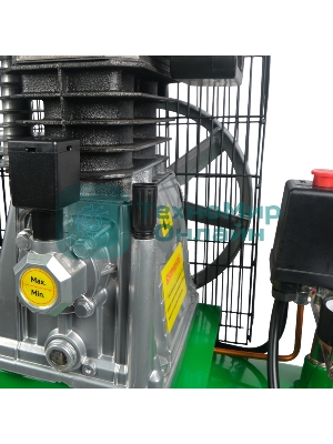 Компрессор ременной КАЛИБР КМ-2100/50РУ поршневой масляный, 2100 Вт, 275л/мин, 10 бар