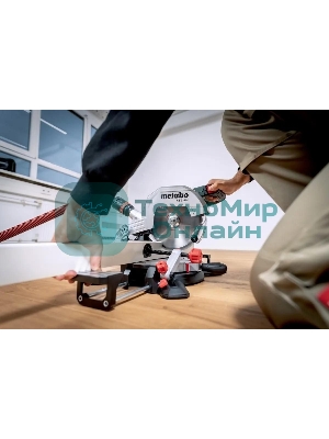 Торцовочная пила Metabo KS 216 M Set 1100Вт 5000об/мин d=216мм