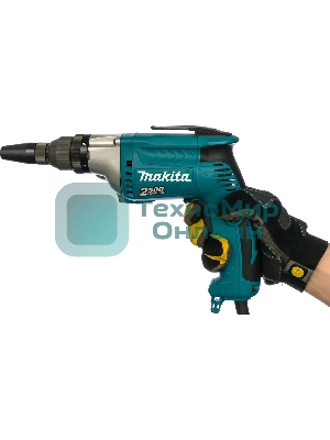 Дрель-шуруповерт Makita FS2700, 570Вт, 32 Нм, щеточный