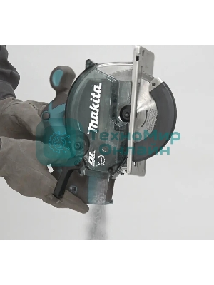 Циркулярная пила (дисковая) Makita DCS553Z (ручная)