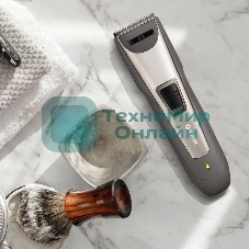 Машинка для стрижки волос Vitek VT-2572 GR Питание сеть/аккумулятор. Время автономной работы 45 мин. Время зарядки 8 ч. Индикация уровня зарядки батареи. Максимальная длина стрижки 30 мм. Материал лезвий высококачественная сталь. Минимальная длина стрижки 1 мм. Способ регулировки длины регулятором и сменой насадок. Функция филировки. 2 насадки. Число установок длины 11. Подставка для зарядки. Низкий уровень вибрации и шума.