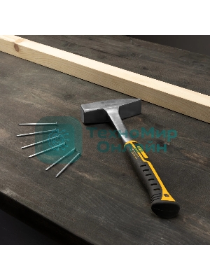 Молоток слесарный Denzel 800 г, цельнометаллический, двухкомпонентная рукоятка