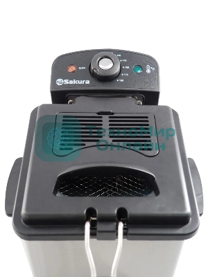 Фритюрница Sakura SA-7676 800Вт, съемная чаша 1,5 л