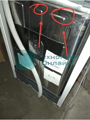 (Из ремонта) Встраиваемая посудомоечная машина 45CM BDIS1W861 7620398335 BEKO ( Потертости . Вмятина сзади . Поврежденная левая ножка ))