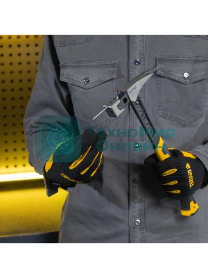 Молоток кровельщика Denzel 600 г, цельнокованый, боек с магнитом, двухкомп. обрезин. рук-ка