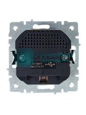 Розетка 1-местная IEK BRITE РЮш10-1-БрКр 16А, с USB A+A 2.1А, с заземлением с защитными шторками, бежевый