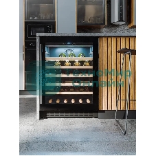 Винный шкаф LEX LWD6054BL черный, 135 л, 1 отсек, 54 бут.