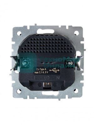 Розетка 1-местная IEK BRITE РЮш10-1-БрА (BR-R14-16-U21-D21-K47) с заземлением, с защитными шторками, 16А, с USB A+A 5В 2,1А, алюминий