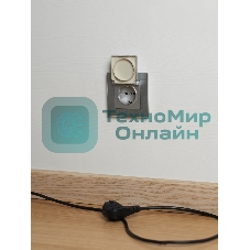 Розетка 1-местная IEK BRITE РСбш10-3-БрА (BR-R16-16-K47) с заземлением, с защитными шторками и крышкой, 16А IP20, алюминий