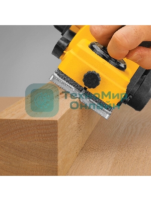 Рубанок электрический DeWalt D26676-IN 550 Вт. 82 мм. D26676
