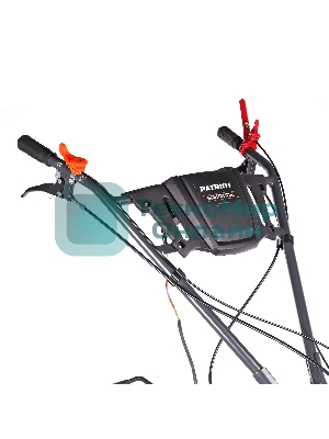 Мотоблок дизельный PATRIOT BOSTON 12DE 12 л,с; эл. Стартер: 12V; фрезы: 1350 mm; коробка передач 2 вперед+ 1 назад