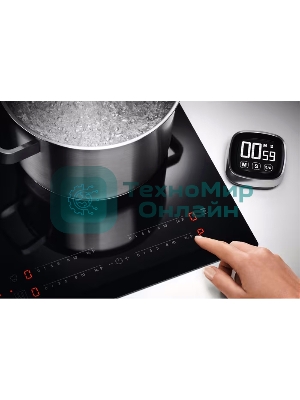 Индукционная варочная панель Electrolux LIL61424C черный