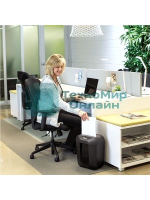 Шредер Fellowes PowerShred LX41 черный (секр.P-4)/перекрестный/8лист./17лтр./скрепки/скобы/пл.карты