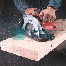 Пила дисковая Makita M5802