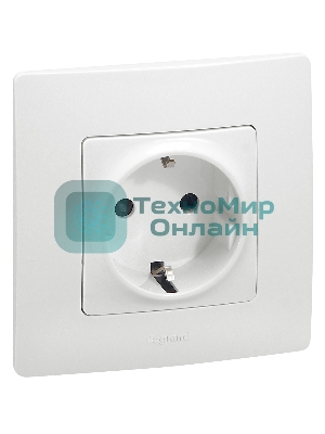 Розетка ETIKA 2К+З на винтах, белый ETIKA Розетка 2К+З на винтах, белый