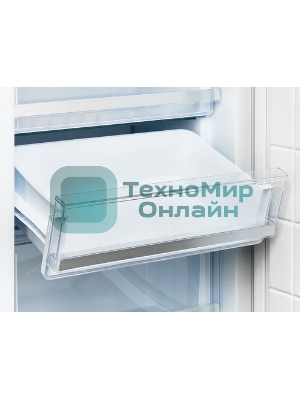Встраиваемый холодильник Kuppersberg RBN 1760, High-Tech, объем 237 л, скользящий фасад, электронное управление, No Frost, антибактериальный пластик, звуковой сигнал при открытой дверце, перенавешиваемые двери, LED освещение, уровень шума 41 дБ, энергоэффективность А+, белый