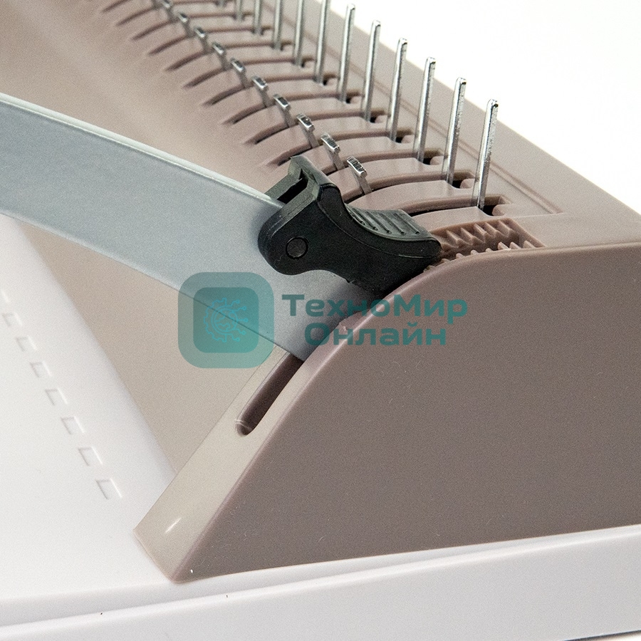 Переплетчик Heleos БП9п коричневый (БП9ПК) A4/перф.9л.сшив/макс.150л./пластик.пруж. (6-19мм)