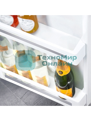 Холодильник Liebherr CTel 2931-26 001 серебристый двухкамерный 218/52л морозилка сверху