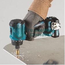 Дрель-шуруповерт Makita DF032DWAE, 12 В, 2 Ач, 35 Нм, бесщеточный