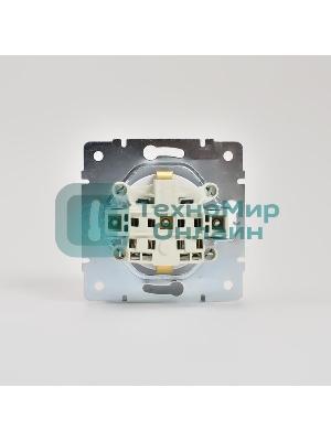 Механизм розетки 1-м СП KARINA защ. шторки с заземл. термопласт бел. LEZARD 707-0288-124B