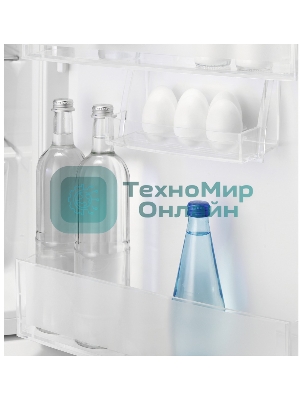 Встраиваемый холодильник Electrolux ENS6TE19S белый (двухкамерный)