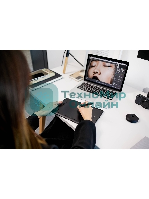 Графический планшет Wacom Intuos Pro S (EN DE RU SV PL)