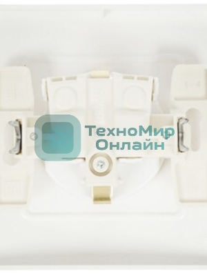 Розетка СП Blanca 16А 250В защ. шторки с заземл. бел. SchE BLNRS001111