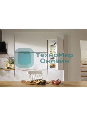 Холодильник Gorenje NRKI2181E1 белый (двухкамерный), встраиваемый