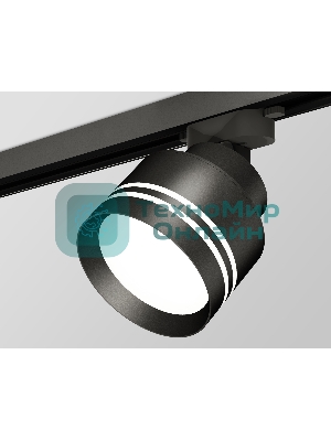 Светильник Ambrella light XT8102026 SBK/FR черный песок/белый матовый GX53 (A2526, A2106, C8102, N8478)