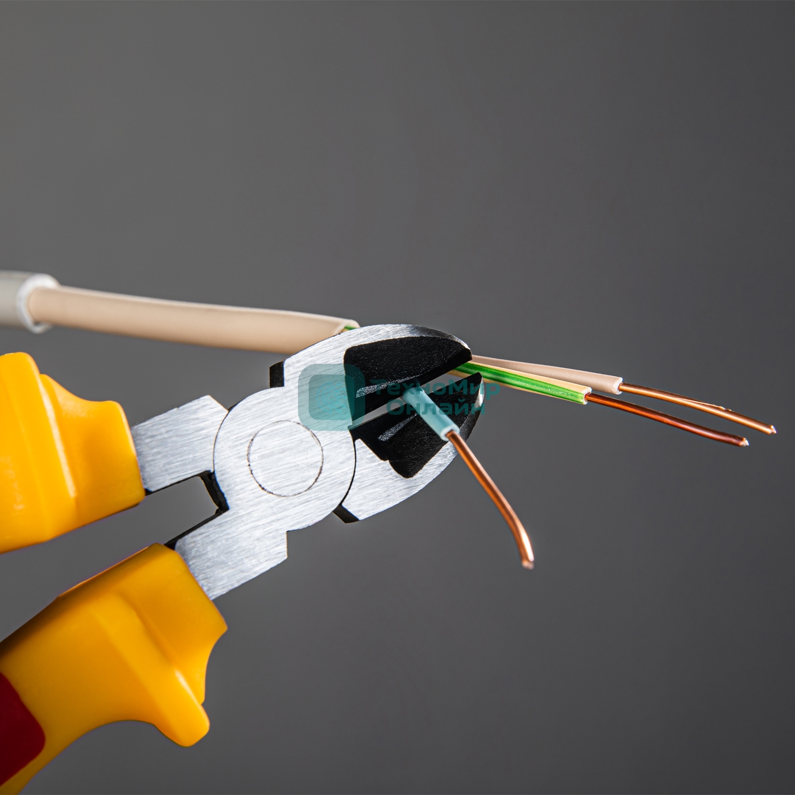 Бокорезы Matrix insulated 180 мм двухкомпонентные рукоятки