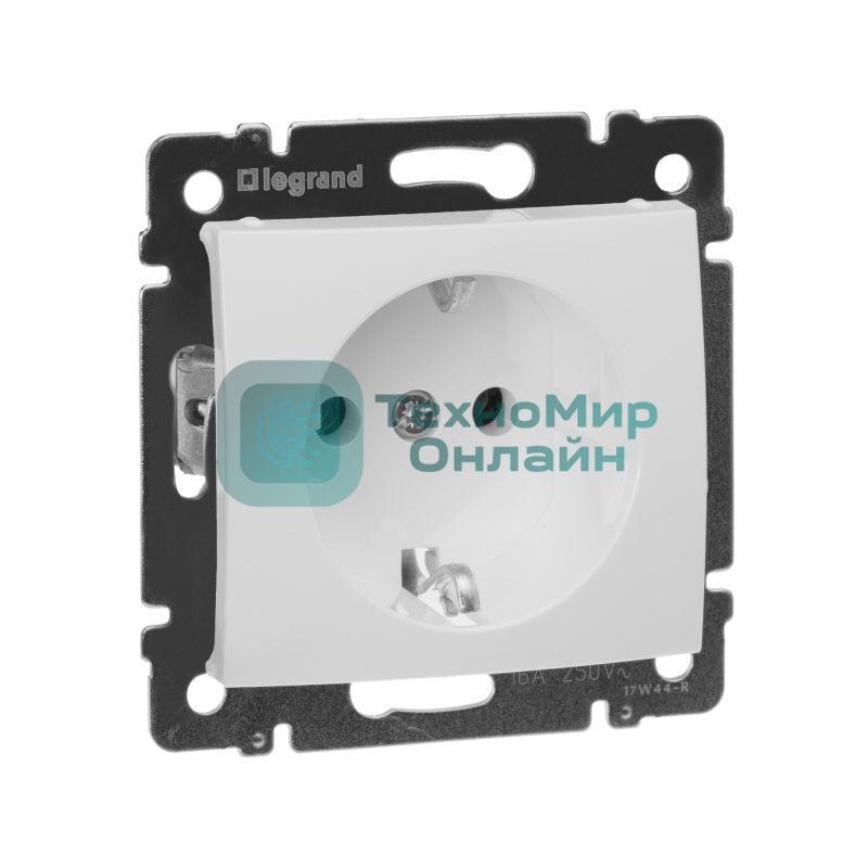 Розетка электрическая Valena с заземлением (белая)