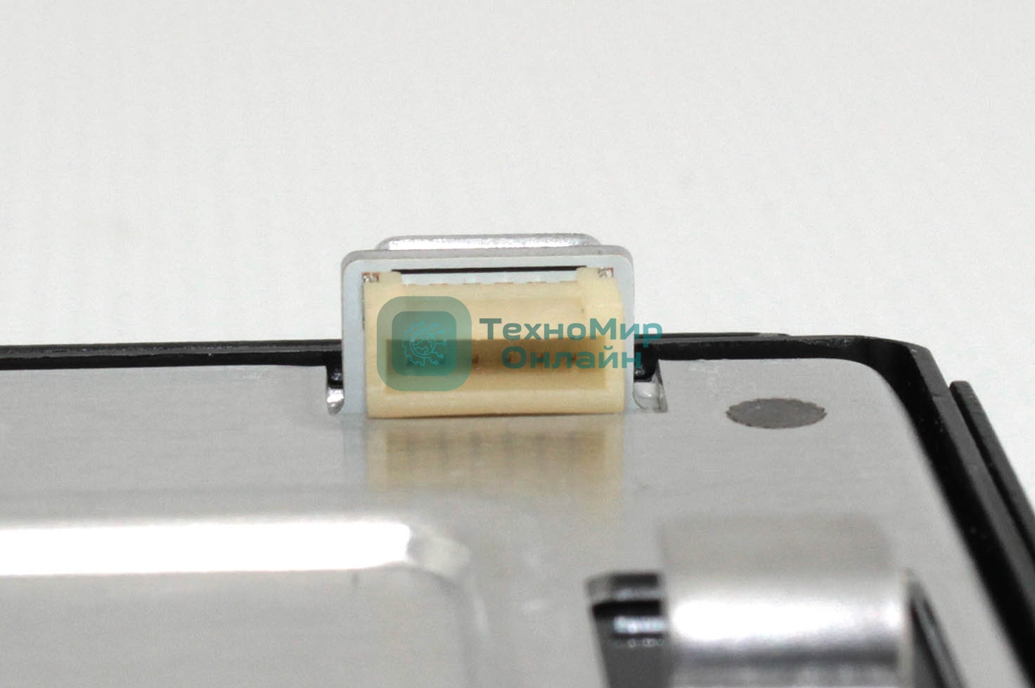 Матрица M240Q008 V1