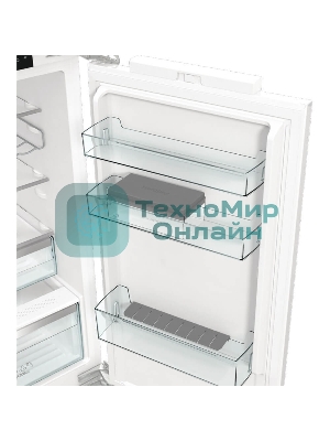Встраиваемый холодильник Gorenje NRKI517E82WF, полезный объем 244 л, электронное управление, цифровой дисплей, автоматическое размораживание No Frost, быстрое замораживание, интенсивное охлаждение, зона свежести с контролем влажности, инверторный компрессор, энергоэффективность А+