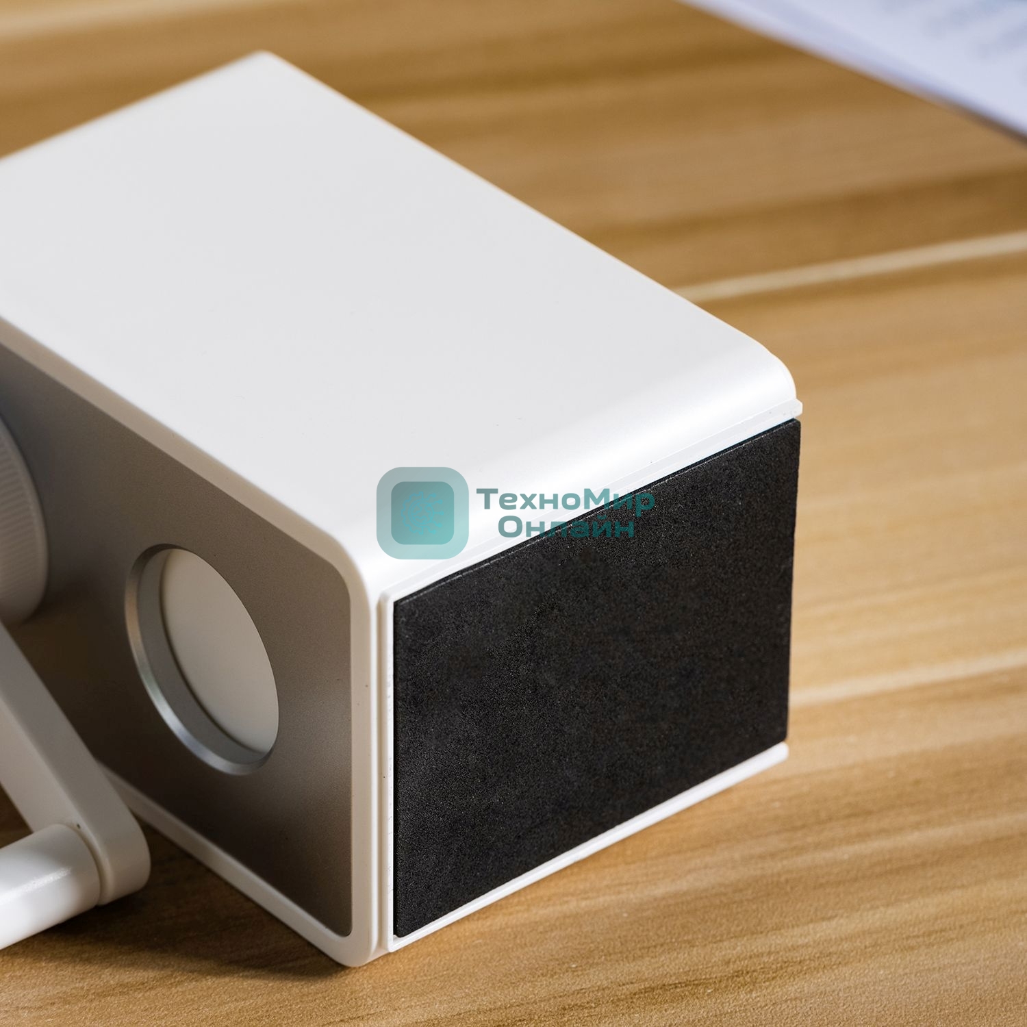 Точилка для карандашей механическая Deli 71160White, 1 отверстие, пластик, белый