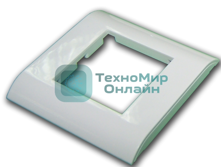 Пластиковая накладка на цоколь, 45х45, белая