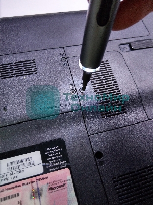 Отвертка аккумуляторная Best 9911a с набором бит