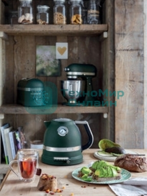 Электрочайник KitchenAid 5KEK1522EPP Artisan 1.5 л, пальмовый