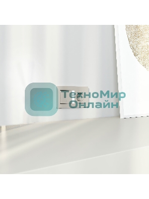 Розетка с заземлением и шторками (дымчатый)