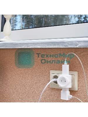 Тройник электрический Rexant биметалл 220В 6А белый