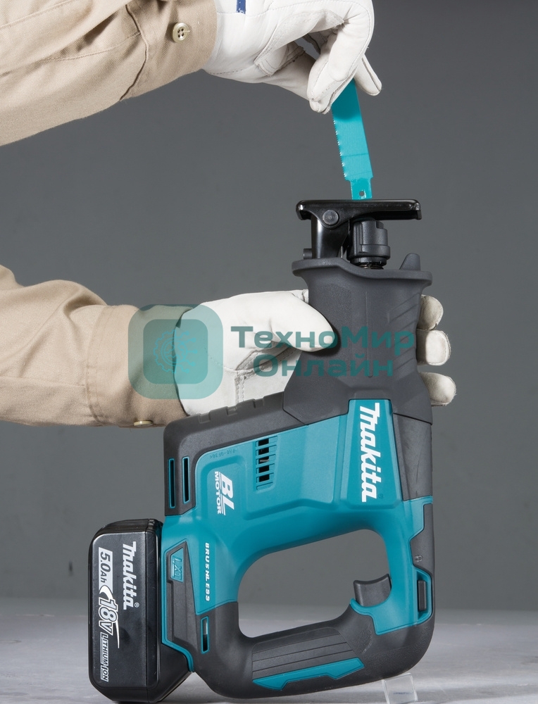 Пила сабельная Makita DJR188Z 18В, Li-ion, 0-3000об\м, ход-20мм, рез-255мм