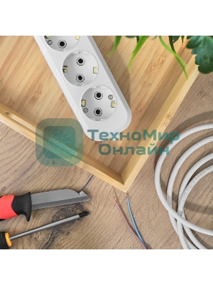 Колодка Rexant 3 гнезда с заземлением 11-8704