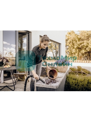 Строительный пылесос Karcher WD 3 S V-17/4/20 желтый, 1000 Вт, уборка сухая/сбор воды, пылесборник мешок/контейнер, 17 л