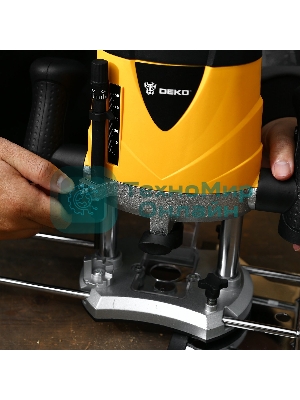 Фрезер Deko DKR1900 1900Вт 30000об/мин макс.ход:55мм