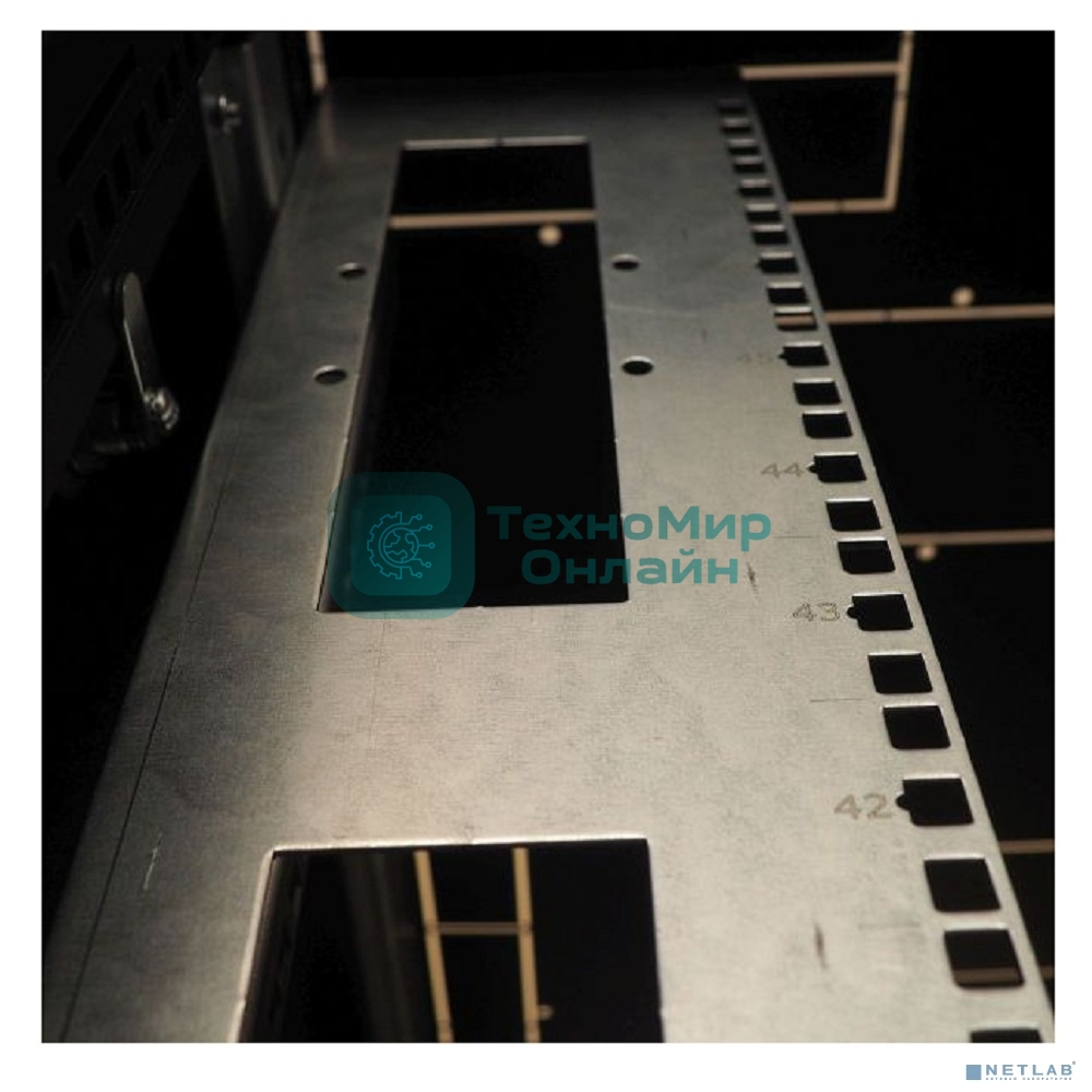 Шкаф серверный напольный 42U (600 1200) дверь перфорированная 2 шт., цвет черный